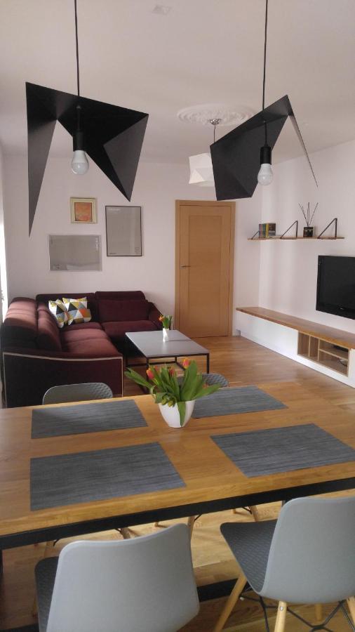 Stylowy 2-Pokojowy Apartament 5 Min. Od Rynku Βρότσλαβ Εξωτερικό φωτογραφία