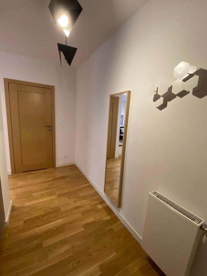 Stylowy 2-Pokojowy Apartament 5 Min. Od Rynku Βρότσλαβ Εξωτερικό φωτογραφία