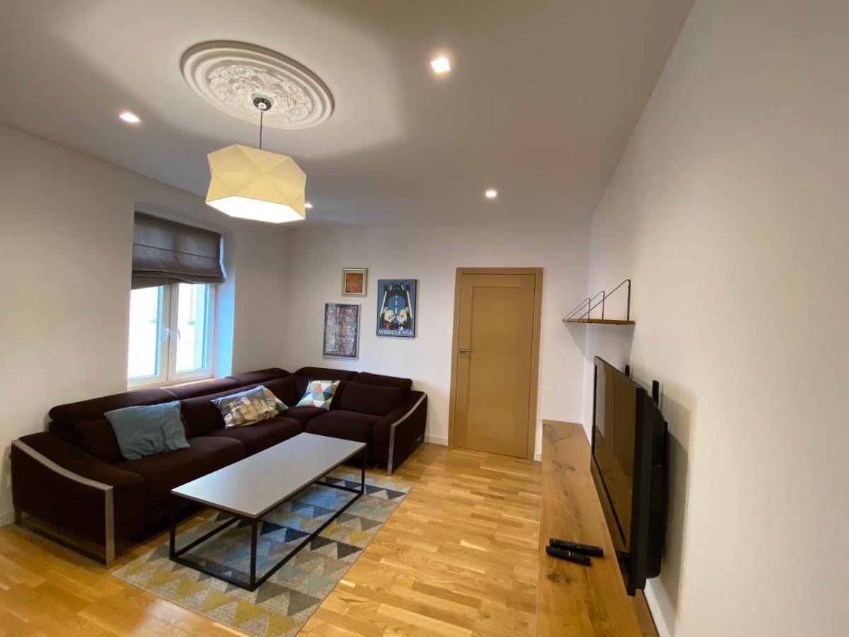 Stylowy 2-Pokojowy Apartament 5 Min. Od Rynku Βρότσλαβ Εξωτερικό φωτογραφία