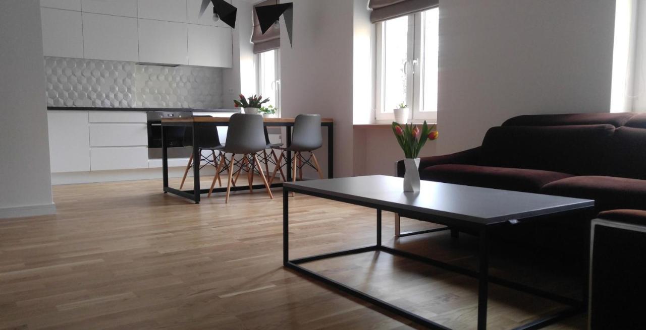 Stylowy 2-Pokojowy Apartament 5 Min. Od Rynku Βρότσλαβ Εξωτερικό φωτογραφία